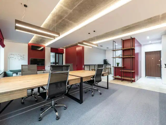 Portfolio Management Business with Expansion Upside in Paris, France