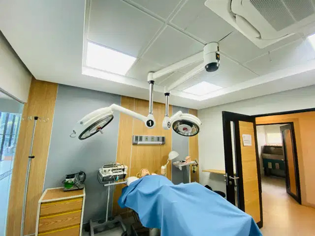 Healthcare Clinic Franchise Network Expansion in Dhaka, Bangladesh