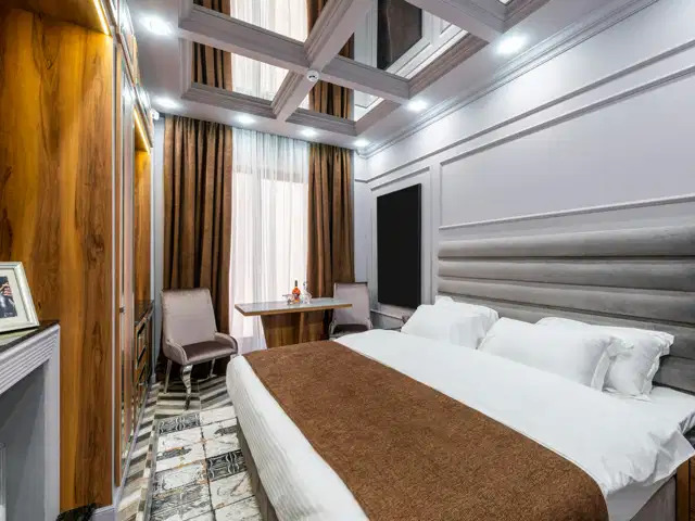 Hotel Operating Asset with Tourism Revenue Upside